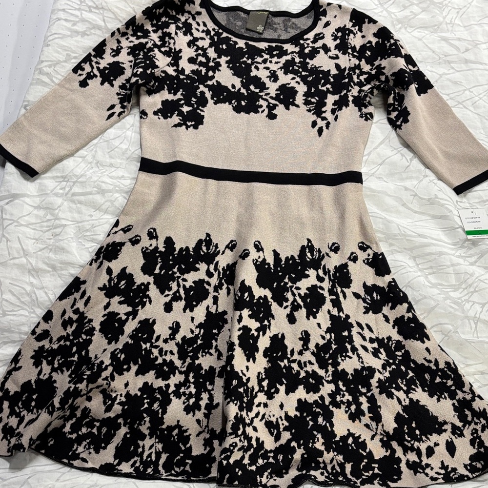 Taylor Beige and Black Floral Knit Midi Dress